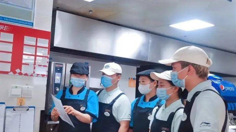 糖果包装机定制流程揭秘：从需求分析到成品交付